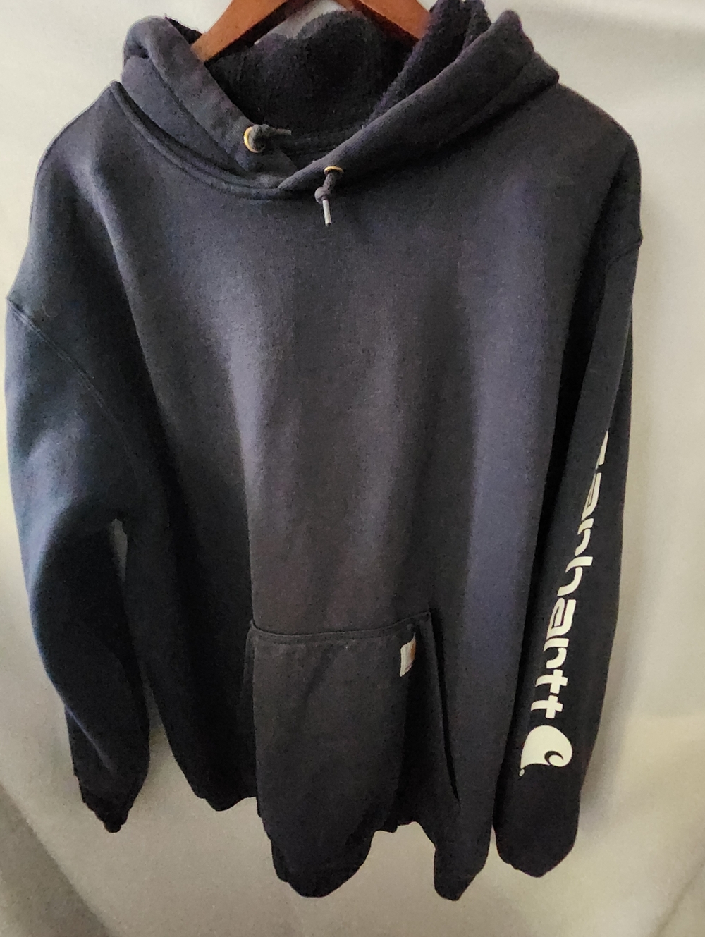 Carhartt Black Pullover Hoodie. Size Xl